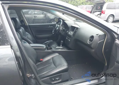 2010 Nissan Maxima 3.5 Sv z USA, uszkodzony, nr VIN 1N4AA5AP8AC868974